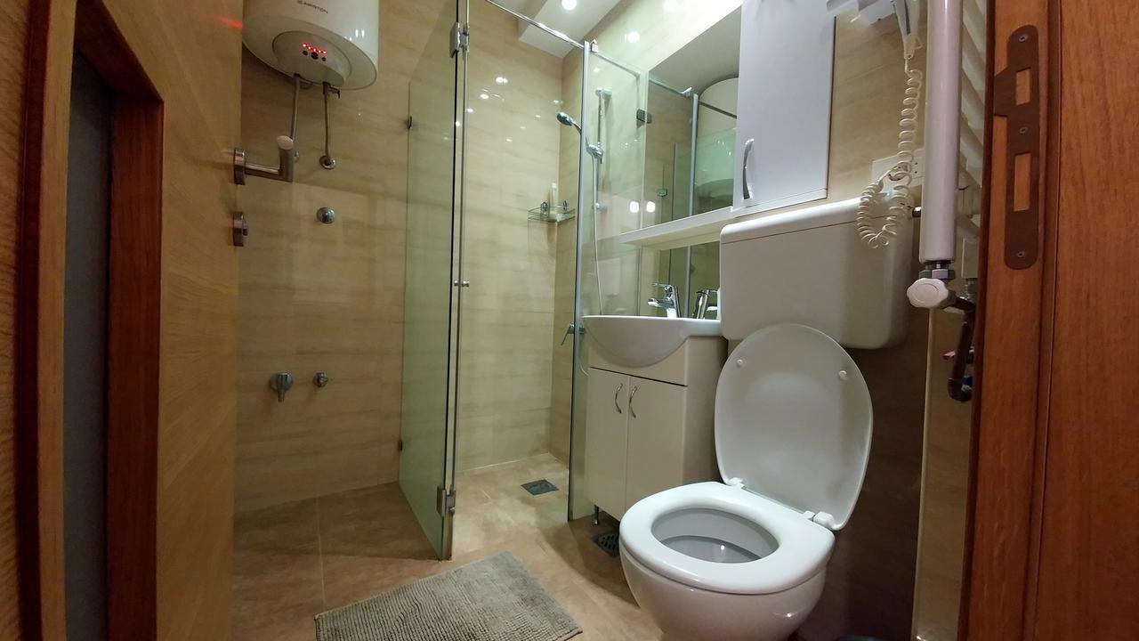 Apartment Oasis Belgrado Exterior foto